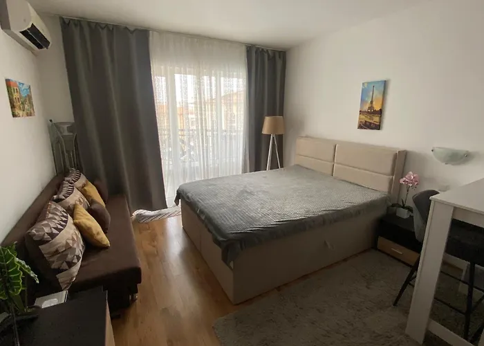 Royal Palm With Seaview Appartamento Sveti Vlas